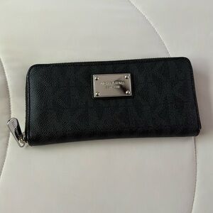 Michael Kors large wallet